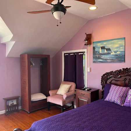 Bay Inn Estates Alice Town  Экстерьер фото