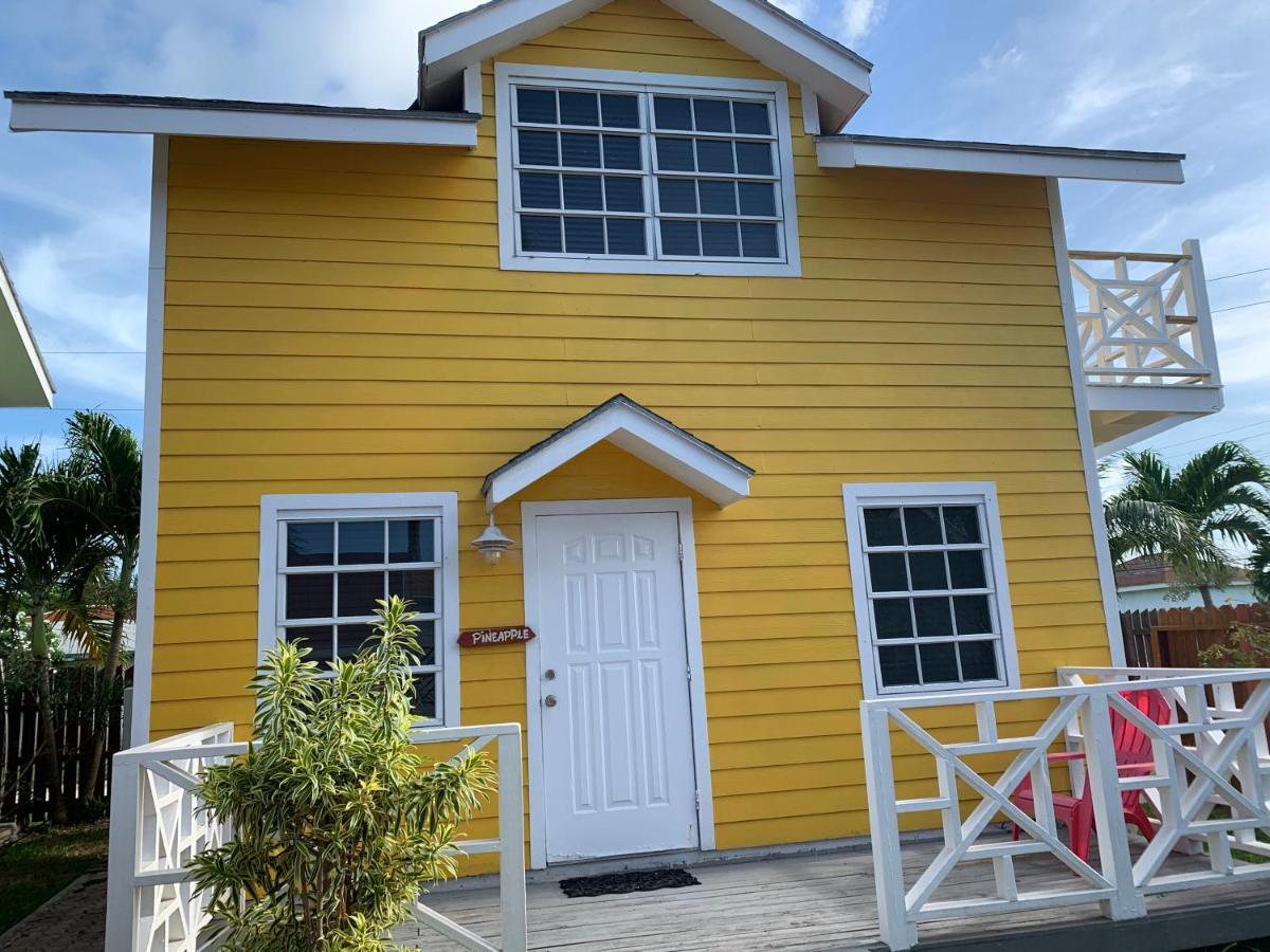 Bay Inn Estates Alice Town  Экстерьер фото